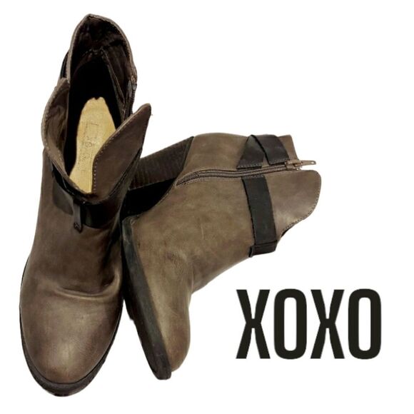 XOXO Shoes - 𝅺XOXO boots Brown womens size 8.5